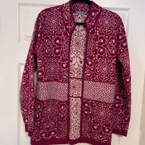 Novica 100% Alpaca Brick Red Floral Knit Cardigan, reversible Size Medium . EUC.